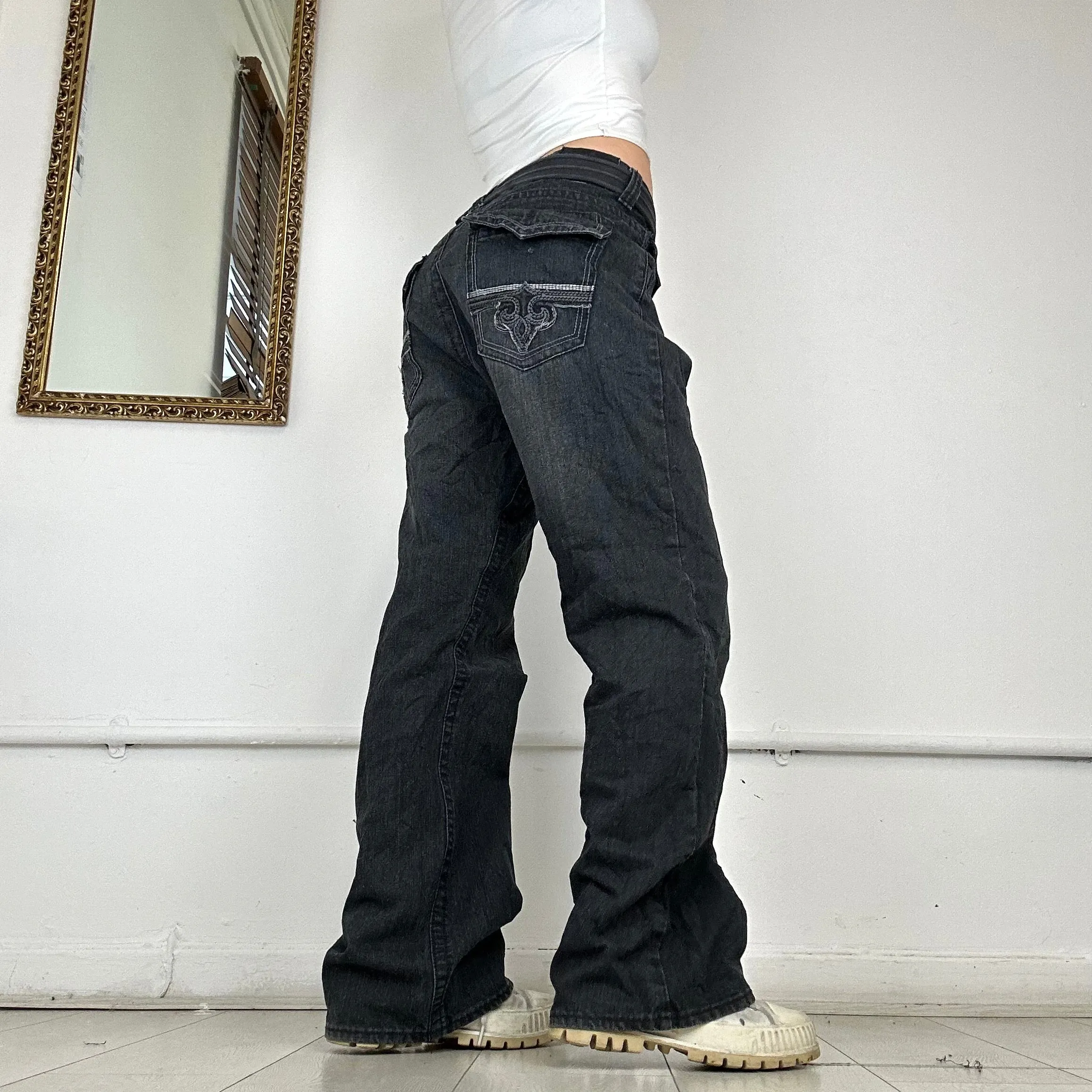 00’s black baggy jeans