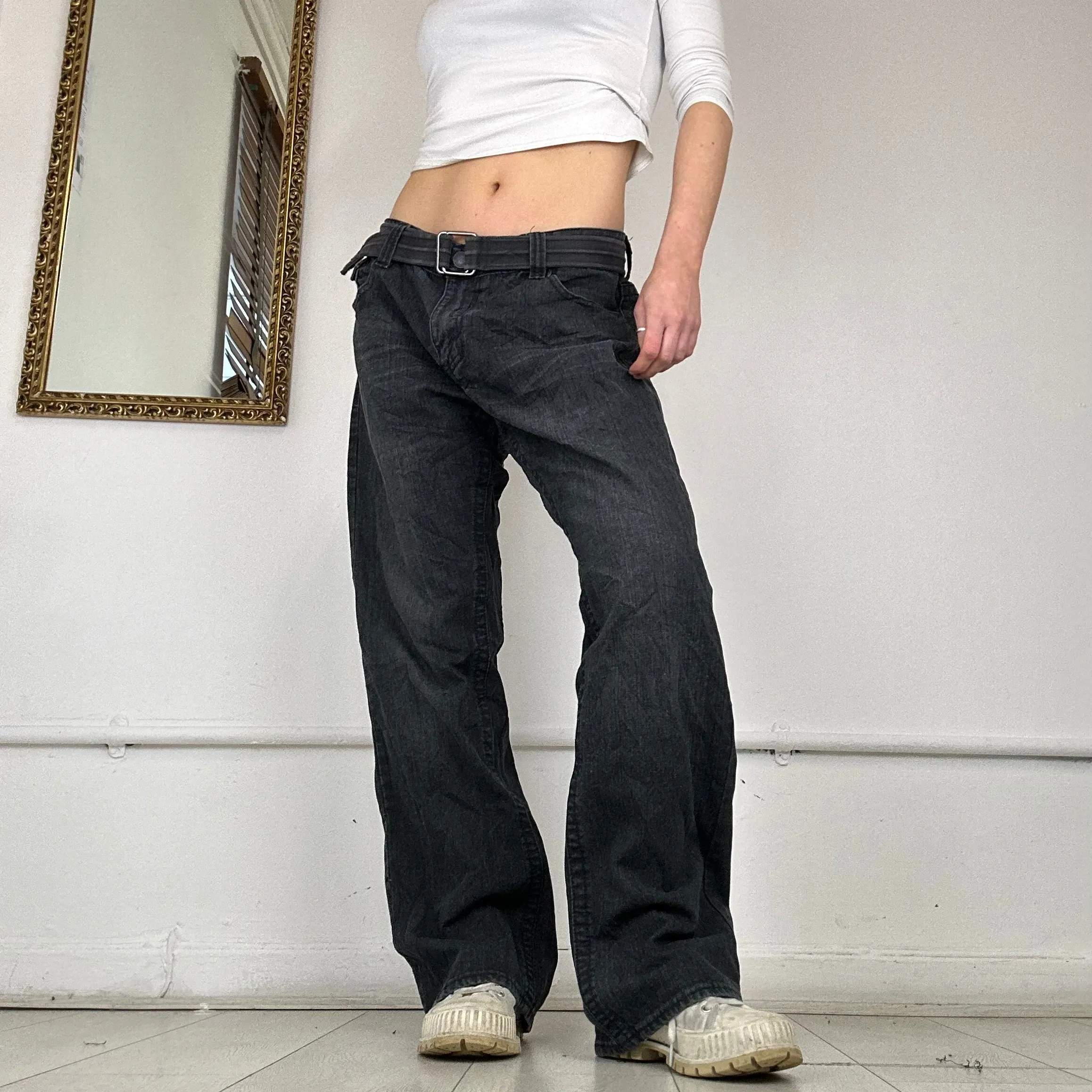 00’s black baggy jeans