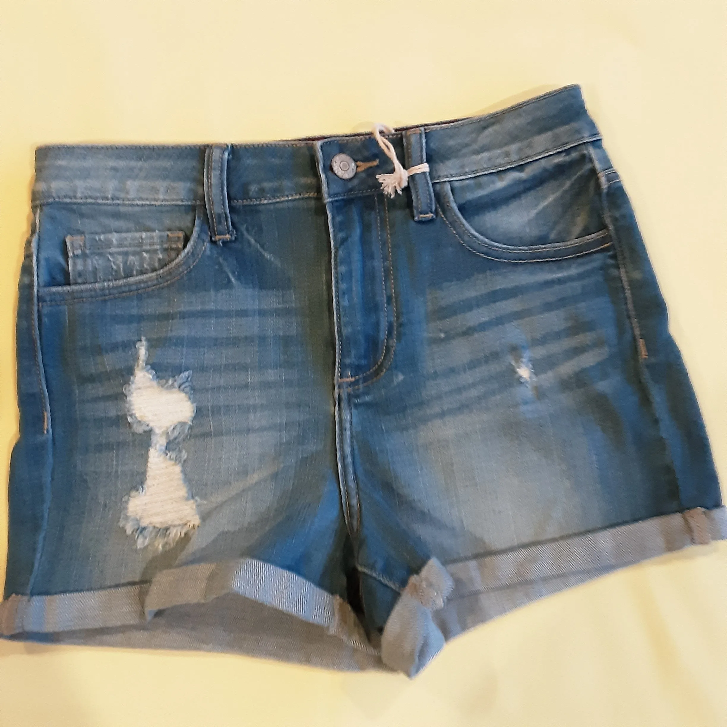 Denim Cuffed Short - Cello