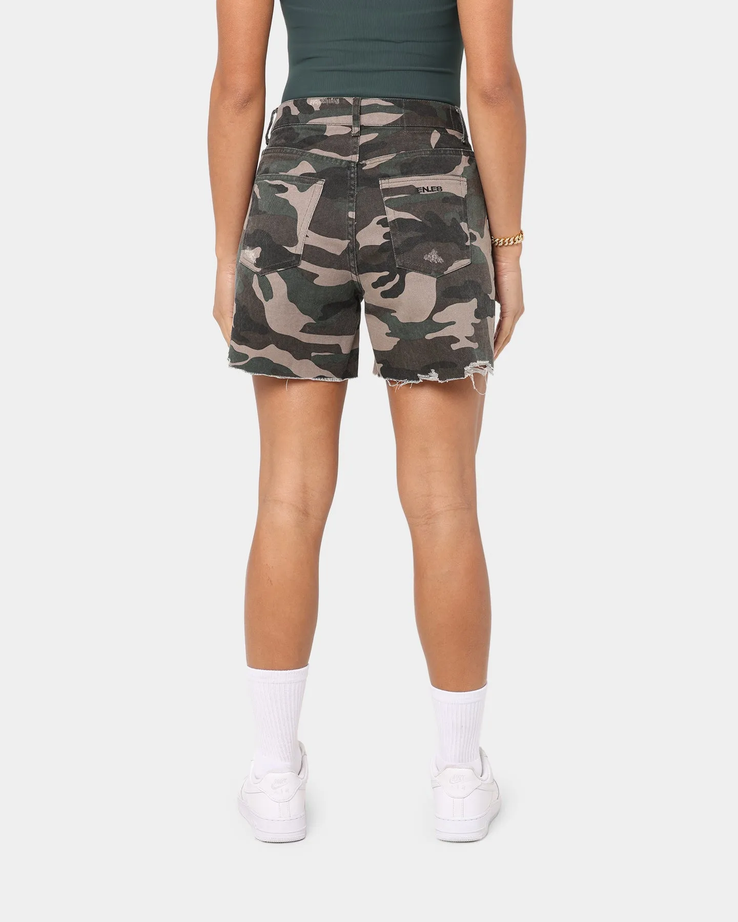 EN ES Women's Boyfriend Denim Short Woodland Camo