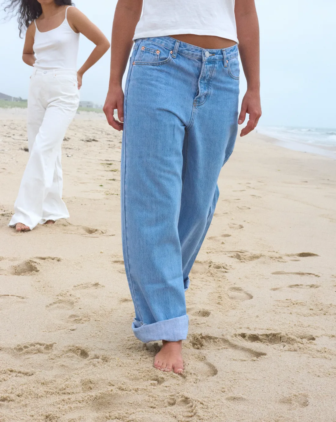 Low Rise Baggy Jean in Light Wash