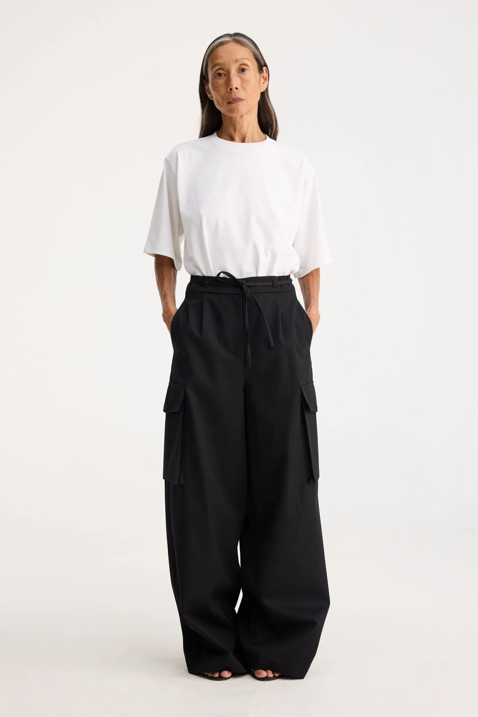 TAILORED CARGO TROUSERS