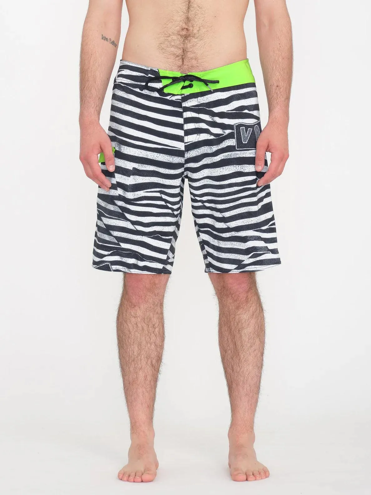 Volcom Lido Print Mod 20" Boardshort - Electric Green